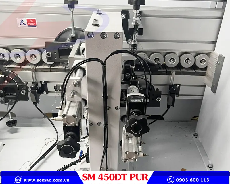 MÁY DÁN CẠNH THẲNG VÁT NGHIÊNG KEO PUR - SM 450DT PUR 8 Cạo trên dưới máy dán cạnh thẳng vát nghiêng keo pur SM 450DT PUR