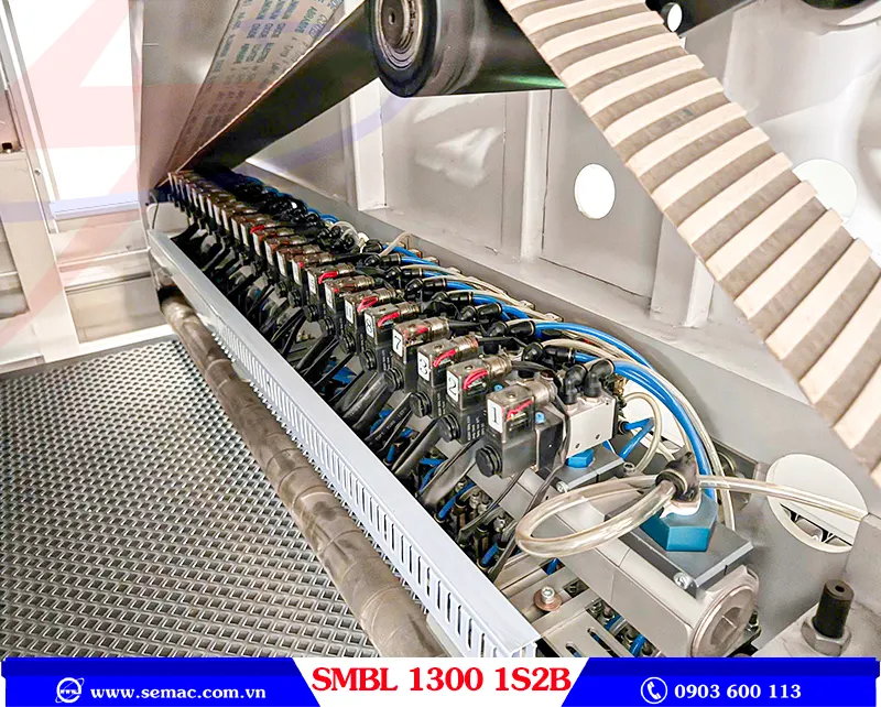 MÁY CHÀ NHÁM CHỔI TÍCH HỢP CHÀ NHÁM PIANO - SMBL 1300 1S2B 4 Trục piano máy chà nhám chổi tích hợp chà nhám piano SMBL 1300 1S2B | SEMAC