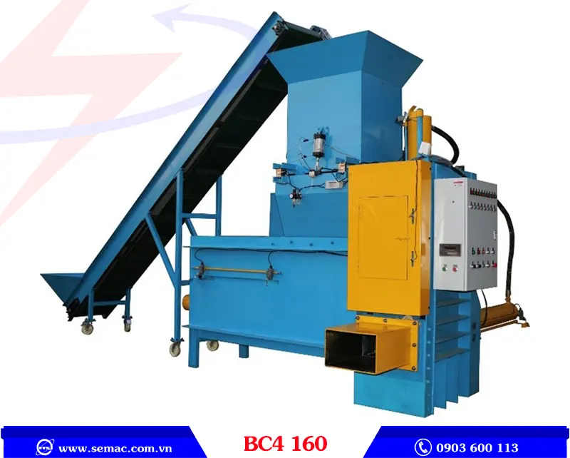 MÁY ÉP KHỐI MÙN CƯA DĂM BÀO – BC4 160 3 Bên cạnh máy ép khối mùn cưa dăm bào BC4 160 | SEMAC